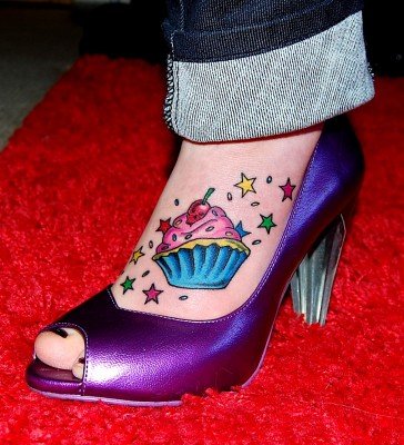 cupcake-foot-tattoo-364x400.jpg