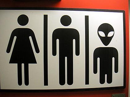 crazy-restroom-signs-16.jpg
